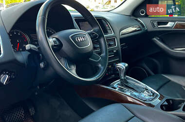 Внедорожник / Кроссовер Audi Q5 2016 в 