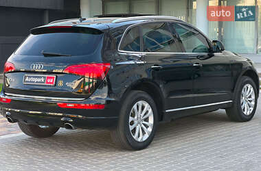 Внедорожник / Кроссовер Audi Q5 2016 в 