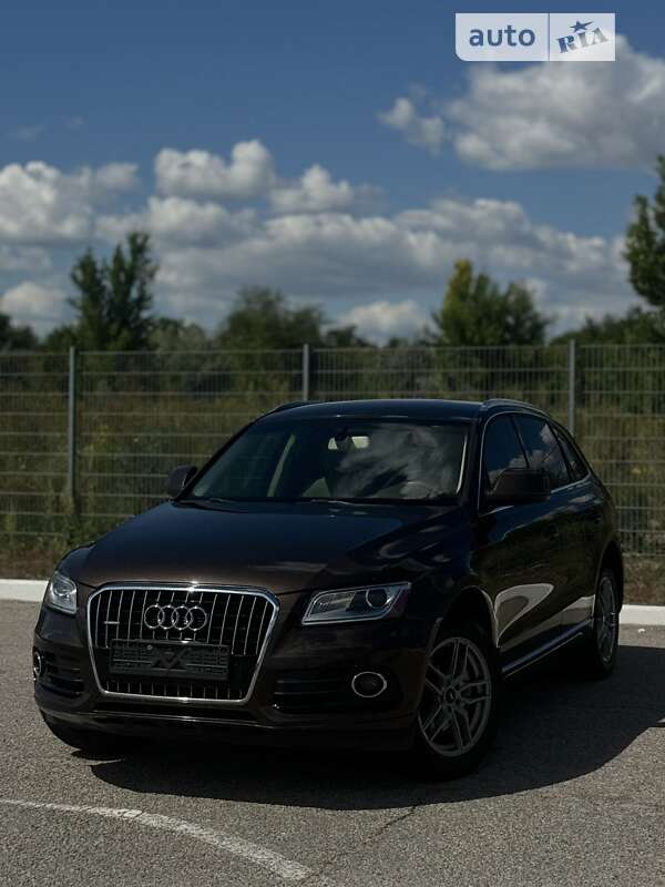 Позашляховик / Кросовер Audi Q5 2013 в Дніпрі