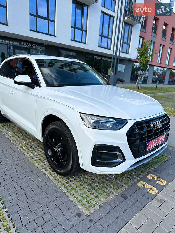 Внедорожник / Кроссовер Audi Q5 2021 в Львове