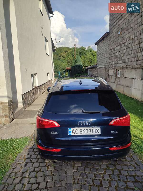 Внедорожник / Кроссовер Audi Q5 2010 в Ужгороде фото 4 Внедорожник / Кроссовер Audi Q5 2010 в Ужгороде