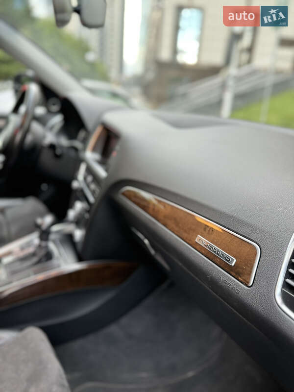 Внедорожник / Кроссовер Audi Q5 2016 в Киеве