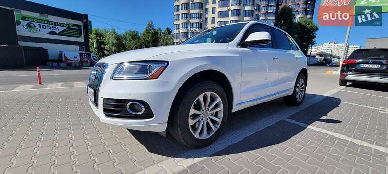 Позашляховик / Кросовер Audi Q5 2015 в Києві