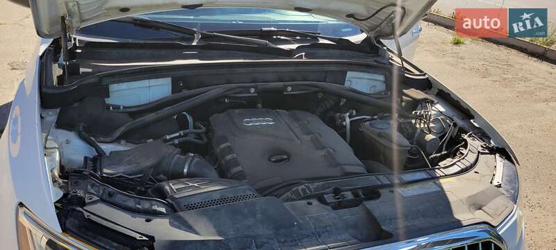 Позашляховик / Кросовер Audi Q5 2015 в Києві