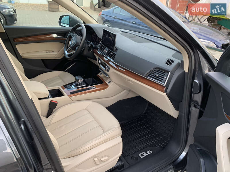 Внедорожник / Кроссовер Audi Q5 2022 в Одессе