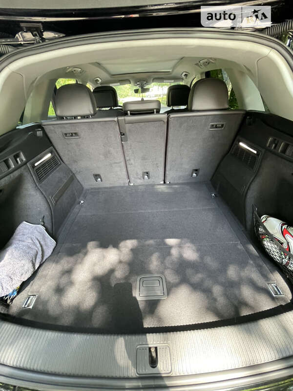 Внедорожник / Кроссовер Audi Q5 2017 в Луцке