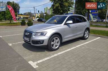 Внедорожник / Кроссовер Audi Q5 2011 в 