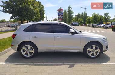 Внедорожник / Кроссовер Audi Q5 2011 в 