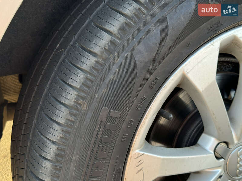 Позашляховик / Кросовер Audi Q5 2013 в Харкові