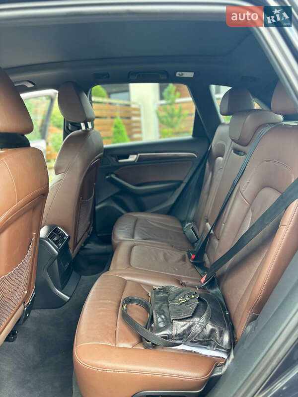 Внедорожник / Кроссовер Audi Q5 2015 в Стрые