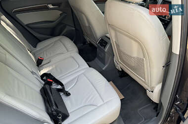 Внедорожник / Кроссовер Audi Q5 2013 в 