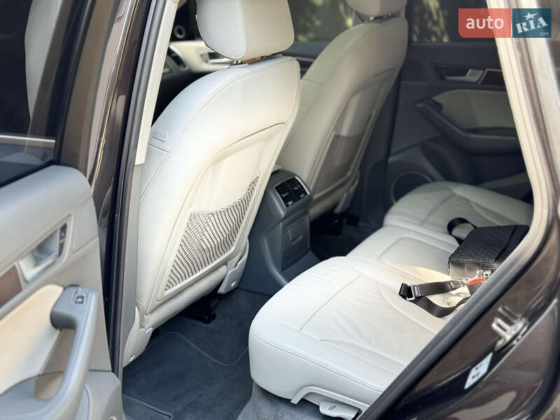 Внедорожник / Кроссовер Audi Q5 2013 в Владимире