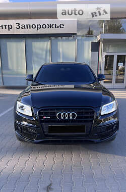 Внедорожник / Кроссовер Audi Q5 2015 в 