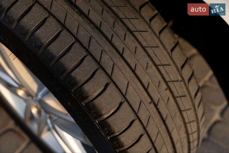 Позашляховик / Кросовер Audi Q5 2016 в Яворові