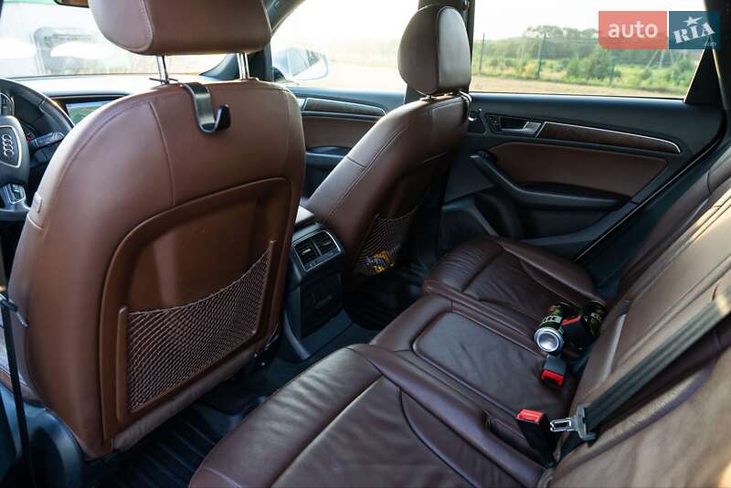 Позашляховик / Кросовер Audi Q5 2016 в Яворові