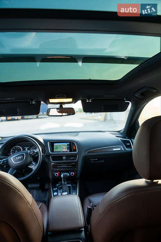 Позашляховик / Кросовер Audi Q5 2016 в Яворові