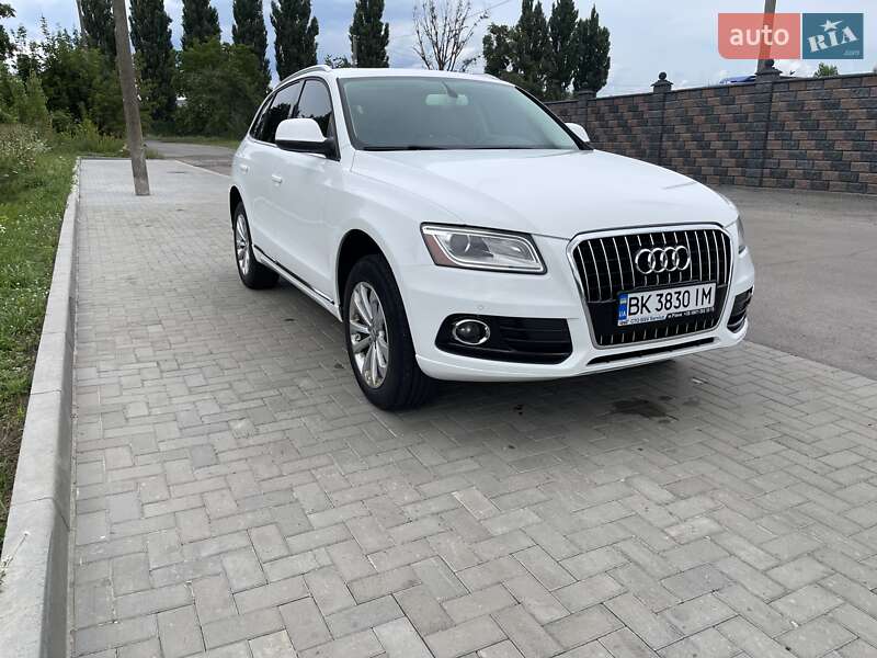 Внедорожник / Кроссовер Audi Q5 2013 в 