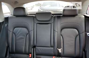 Внедорожник / Кроссовер Audi Q5 2016 в 