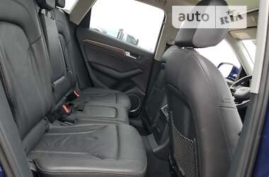Внедорожник / Кроссовер Audi Q5 2017 в 