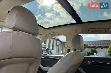 Внедорожник / Кроссовер Audi Q5 2010 в 