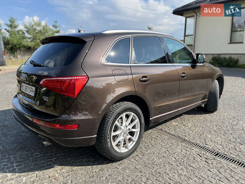 Позашляховик / Кросовер Audi Q5 2010 в Львові