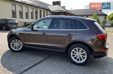 Внедорожник / Кроссовер Audi Q5 2010 в 
