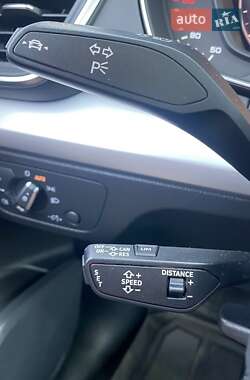 Внедорожник / Кроссовер Audi Q5 2018 в 