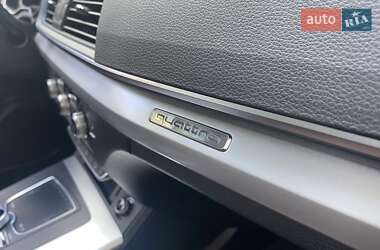 Внедорожник / Кроссовер Audi Q5 2018 в 