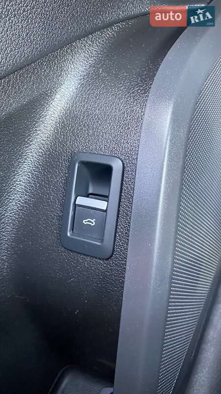 Позашляховик / Кросовер Audi Q5 2018 в Львові