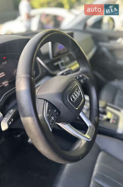 Внедорожник / Кроссовер Audi Q5 2017 в 