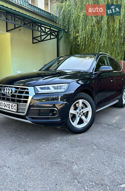 Внедорожник / Кроссовер Audi Q5 2020 в 