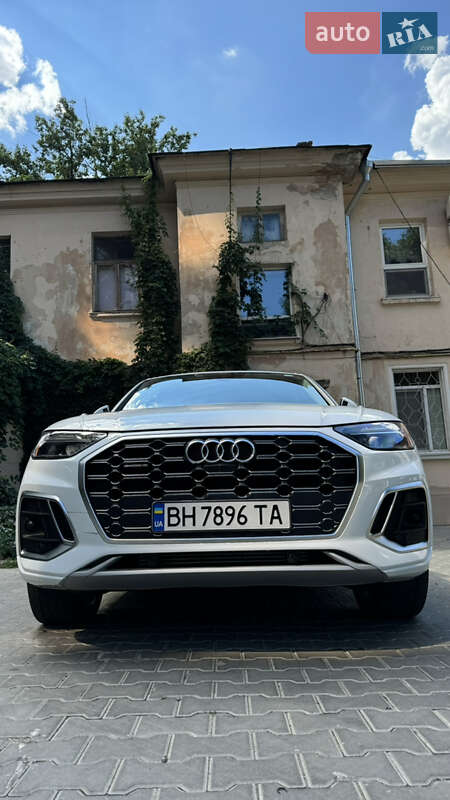 Внедорожник / Кроссовер Audi Q5 2020 в Одессе