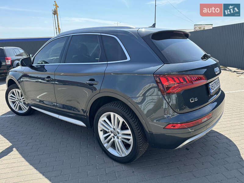 Внедорожник / Кроссовер Audi Q5 2017 в Виннице