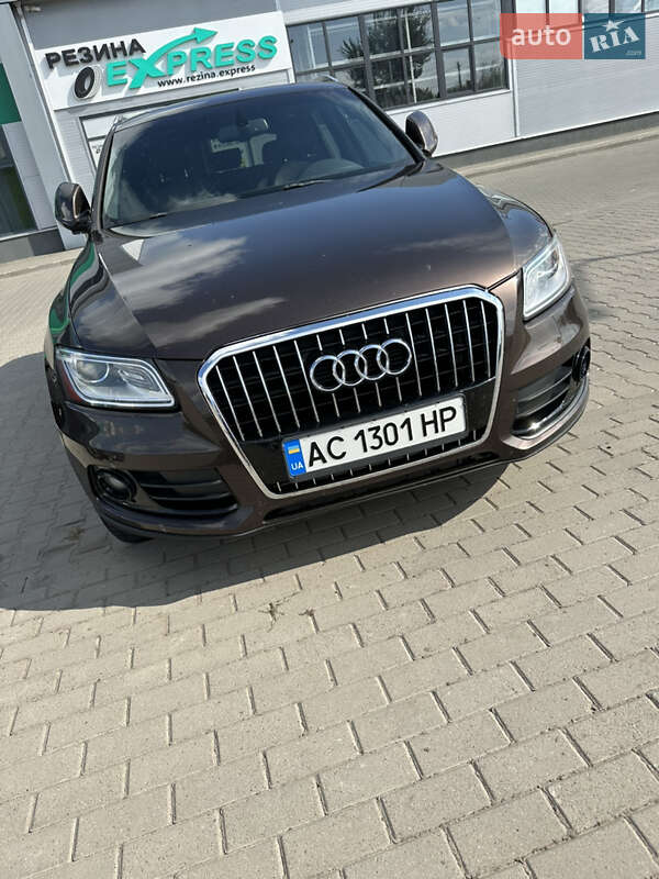Внедорожник / Кроссовер Audi Q5 2015 в Владимире