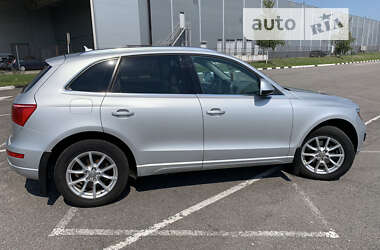 Внедорожник / Кроссовер Audi Q5 2010 в Ровно