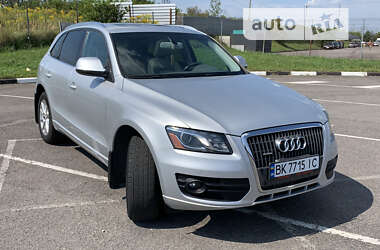 Внедорожник / Кроссовер Audi Q5 2010 в Ровно