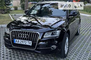 Позашляховик / Кросовер Audi Q5 2016 в Києві