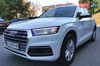Внедорожник / Кроссовер Audi Q5 2020 в 