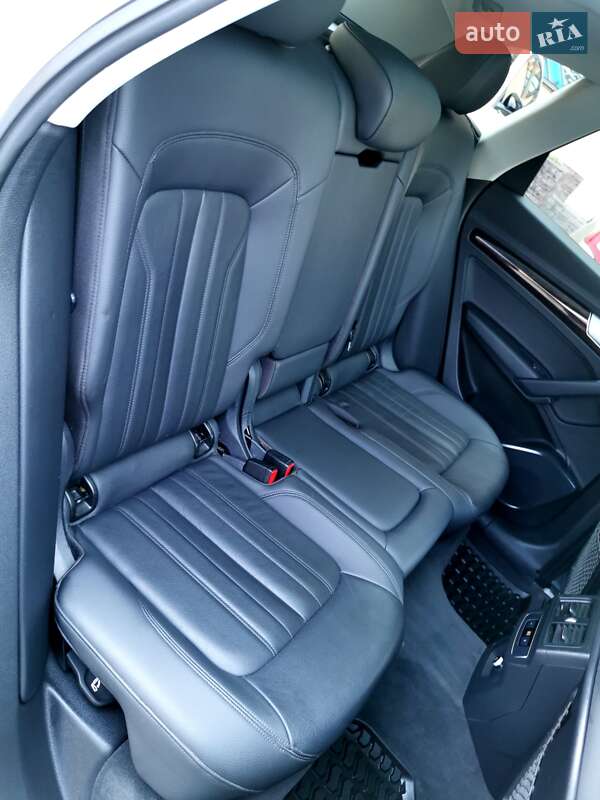 Внедорожник / Кроссовер Audi Q5 2020 в Киеве фото 35 Внедорожник / Кроссовер Audi Q5 2020 в Киеве