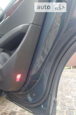 Внедорожник / Кроссовер Audi Q5 2011 в 