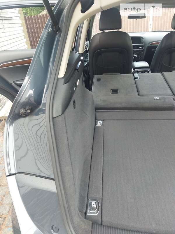 Внедорожник / Кроссовер Audi Q5 2011 в Житомире