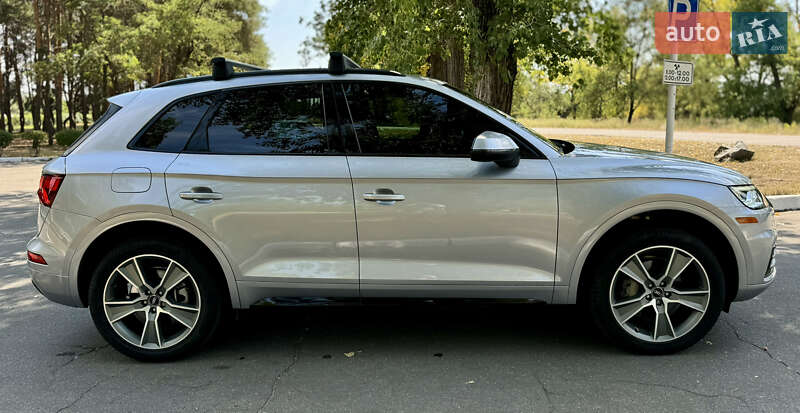 Внедорожник / Кроссовер Audi Q5 2018 в Киеве
