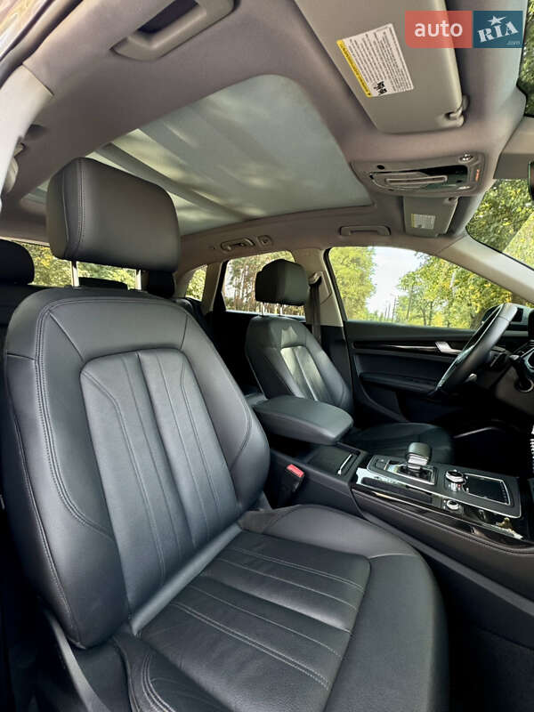 Внедорожник / Кроссовер Audi Q5 2018 в Киеве