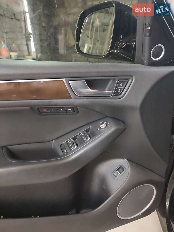 Внедорожник / Кроссовер Audi Q5 2015 в Харькове