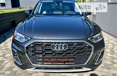 Позашляховик / Кросовер Audi Q5 2022 в 