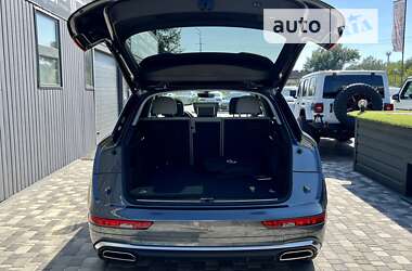 Позашляховик / Кросовер Audi Q5 2022 в 