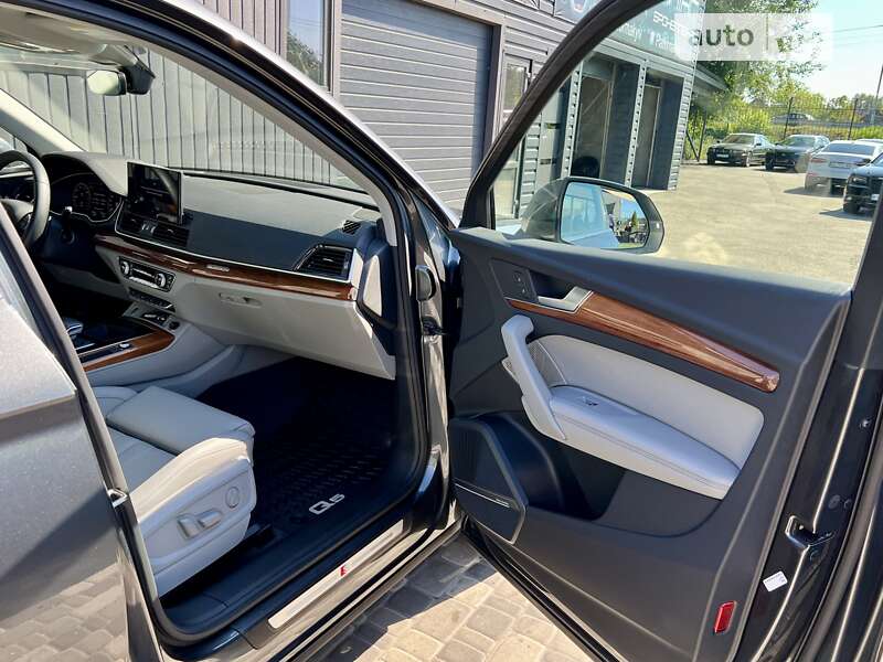 Внедорожник / Кроссовер Audi Q5 2022 в Киеве фото 48 Внедорожник / Кроссовер Audi Q5 2022 в Киеве