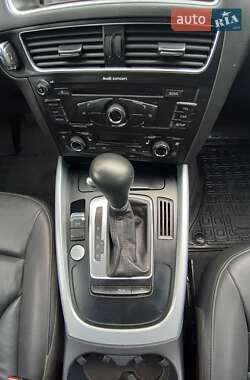 Внедорожник / Кроссовер Audi Q5 2011 в 