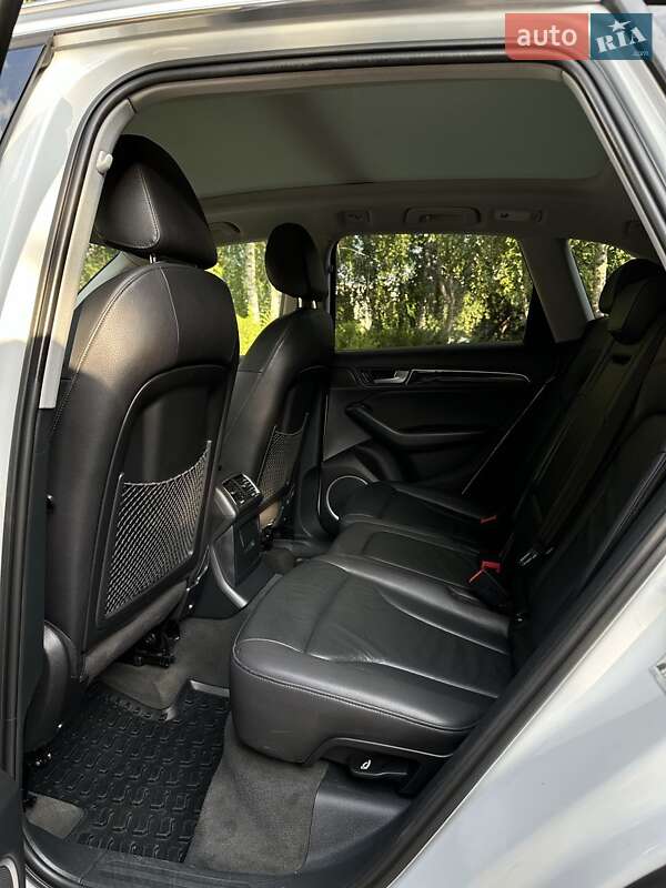 Внедорожник / Кроссовер Audi Q5 2015 в Харькове