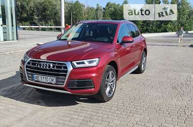 Внедорожник / Кроссовер Audi Q5 2018 в Днепре